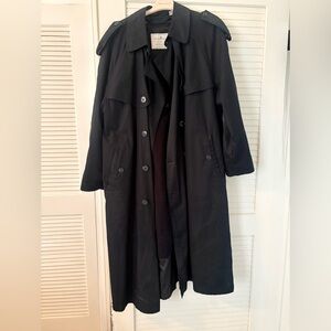 SOLD London Fog Towne Vintage Black Trench Coat Men’s Size 40 /Womens M/L
